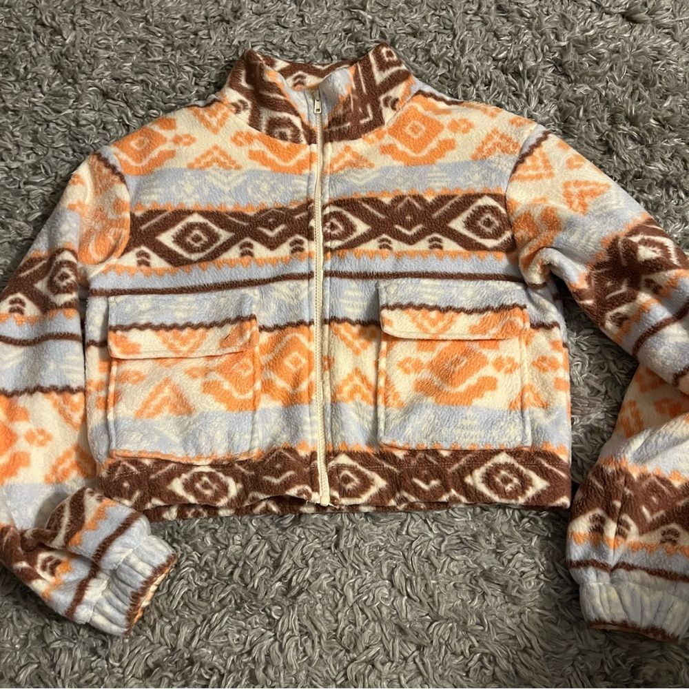 So by kohls fuzzy Aztec print jacket size small